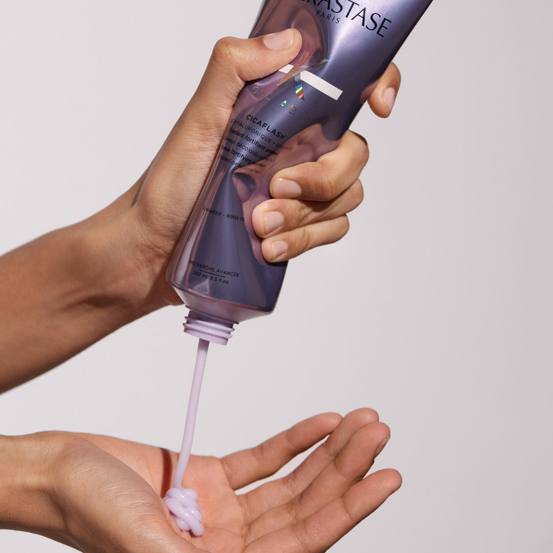 Kerastase Blond Absolu Fresh Affair Dry Shampoo Hair Set in hand