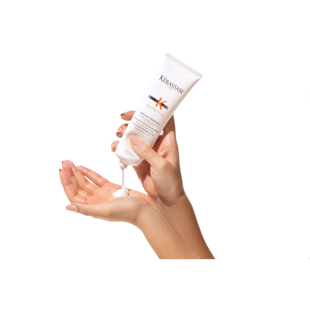 Kerastase Nutritive Nectar Thermique Heat Protectant in hand